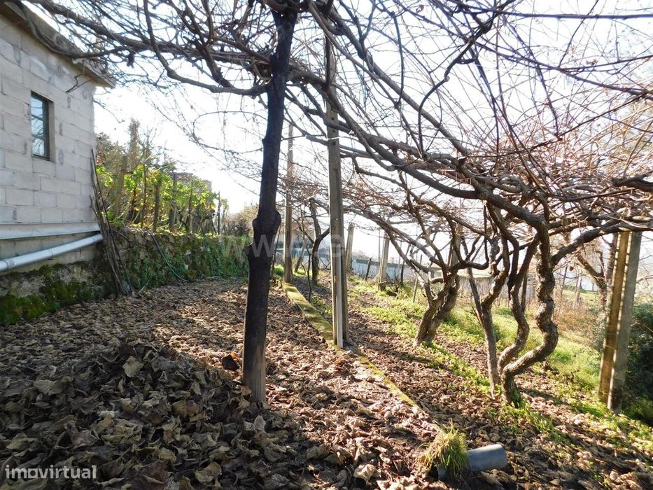 Moradia Isolada T2 / Seia, Sandomil