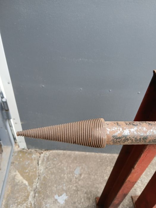 Точило,та конус до поліровочних  кругів