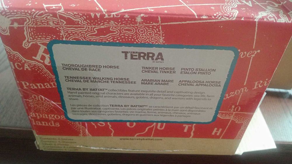 Conjunto 6 Cavalos Colecionáveis Terra by Battat (Novos / Selados)