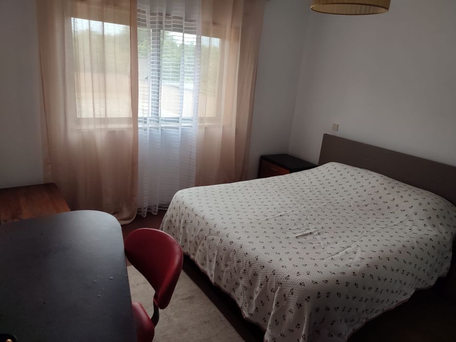 Quarto para arrendar