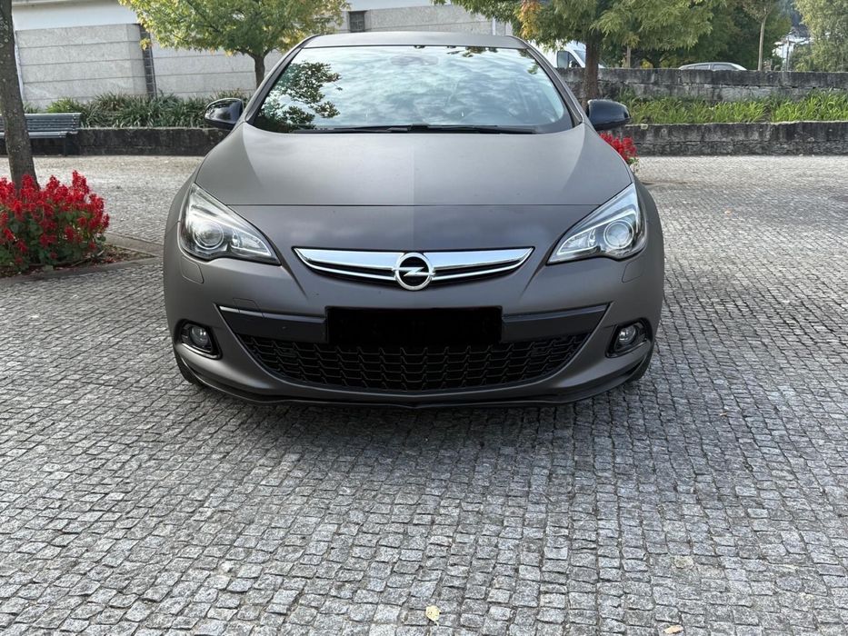 Opel Astra Gtc Super desportivo