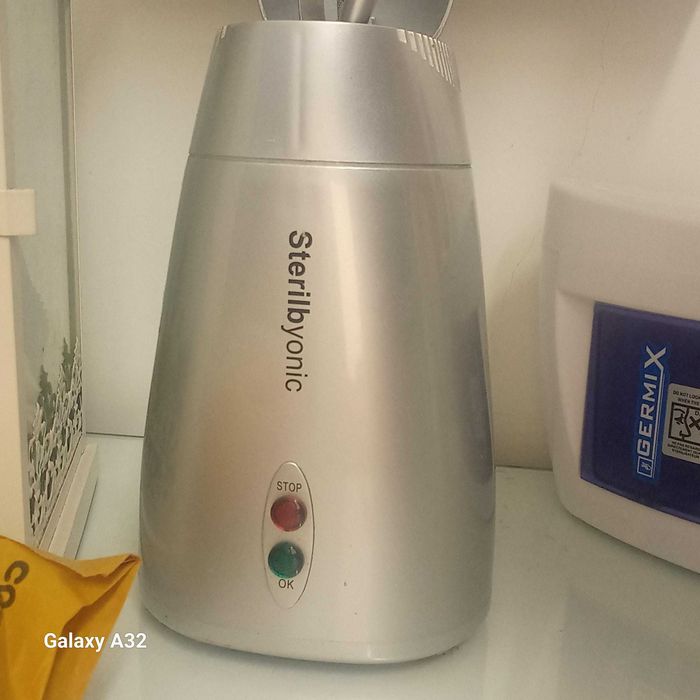 Vende-se mobiliário de salão de cabeleireiro