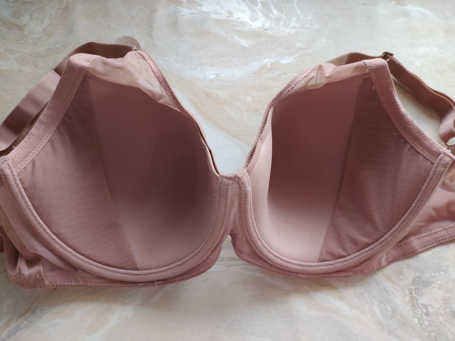 Бюстгальтер,  новий 80F