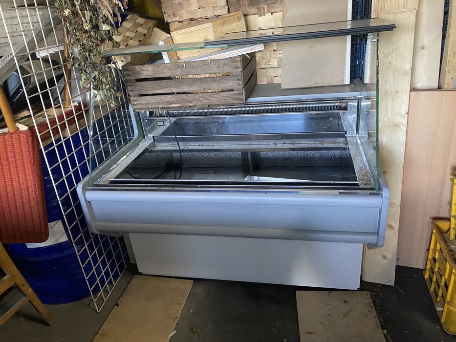 Lada chłodnicza AMIS 1.5 1584 x 915 MAWI