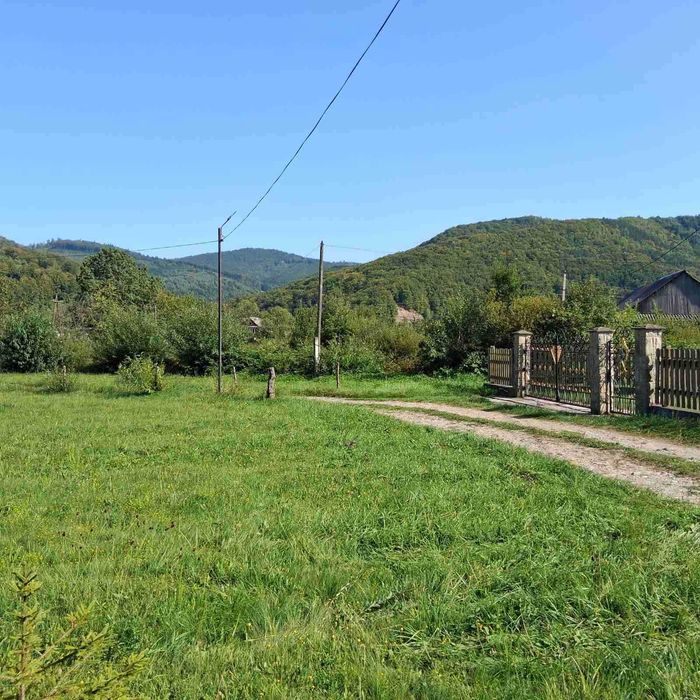 продаж земельної ділянки Яремче/ осг з можливістю переведення