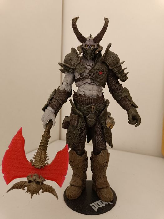 Doom фигурка, doomguy
