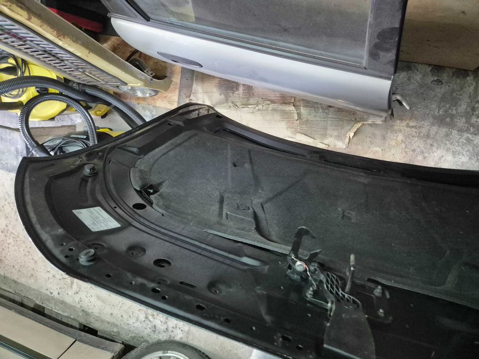 Капот Audi A4 B8 2014 (рест), чорний LY9B