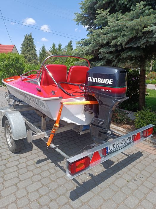 Łódź motorowa Baracuda 420