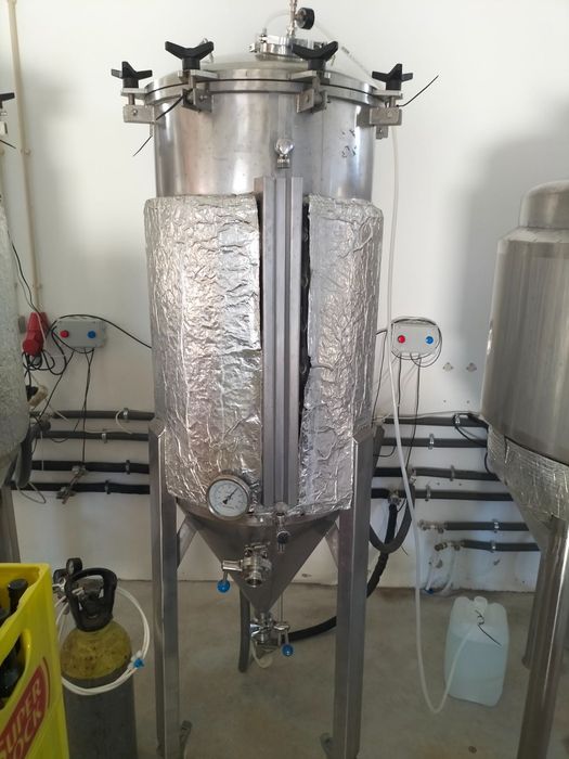 2 Fermentadores de 300L