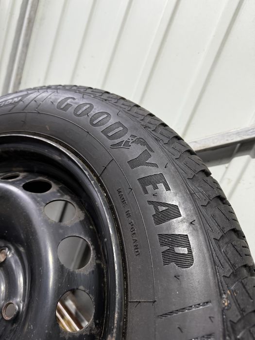 Felgi z Oponami Całorocznymi 195/65/15 Megane 3 Scenic Fluence 5x114