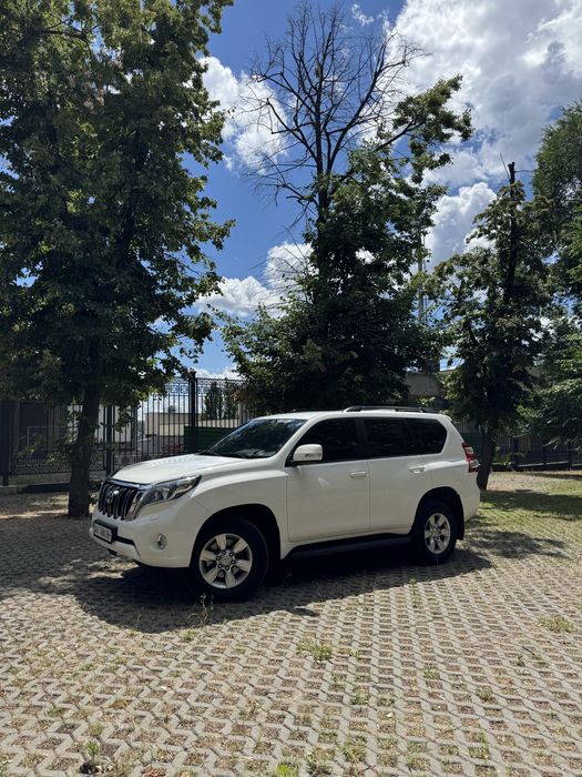 Toyota Land Cruiser Prado 150 • 3.0 D-4D