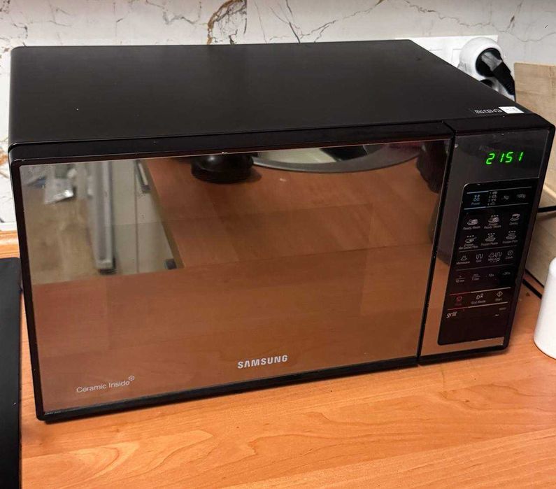 Kuchenka mikrofalowa Samsung GE83X 800W grill