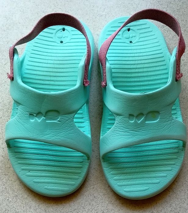 Klapki Nabaiji r.27/28 basenowe Decathlon miętowe