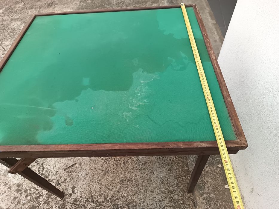 Mesa de jogos, cartas... antiga