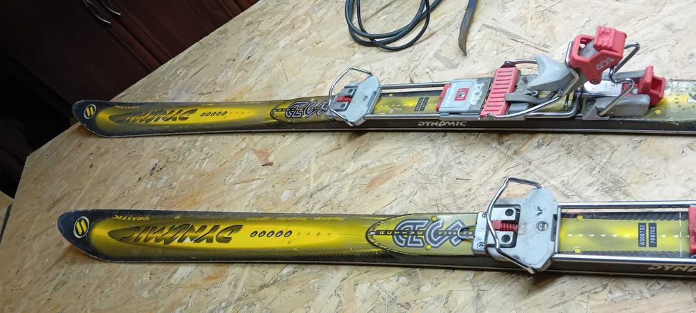 Buty narciarskie skitury buty skiturowe 41/42 skorupa 305mm + narty