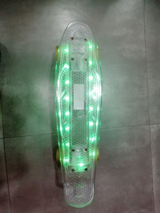 Skate com  ledes
