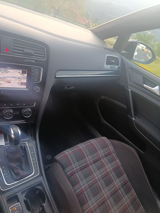Vendo ou troco Golf MK7 GTI Performance