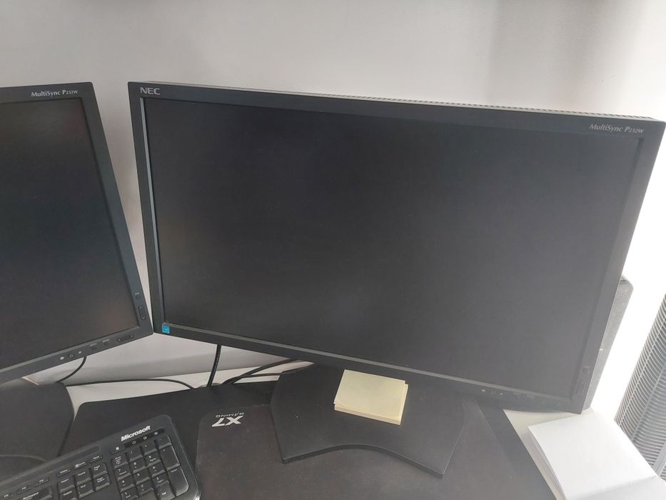 Monitory do grafiki NEC p232w! CENA ZA 2!!!