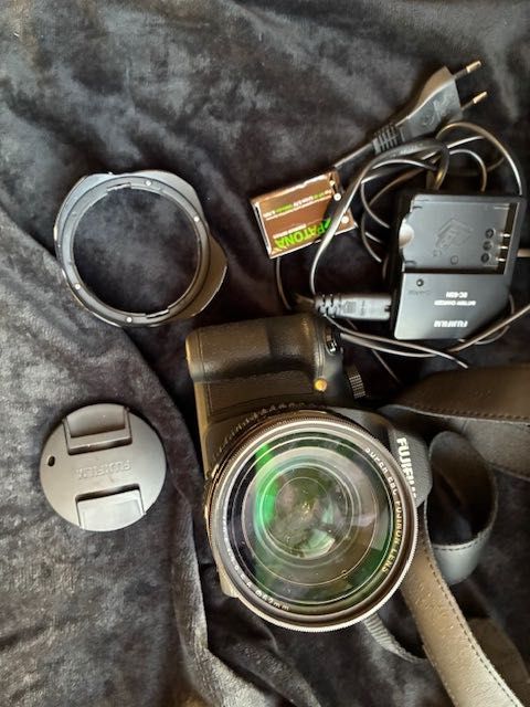 Fujifilm X-S1 ZOOM 12 MP