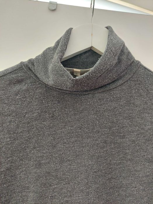Camisola de gola alta