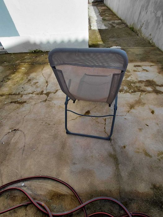 Espreguiçadeira e bancos exterior