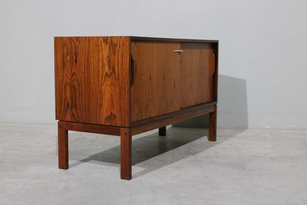 Aparador dinamarquês em pau santo