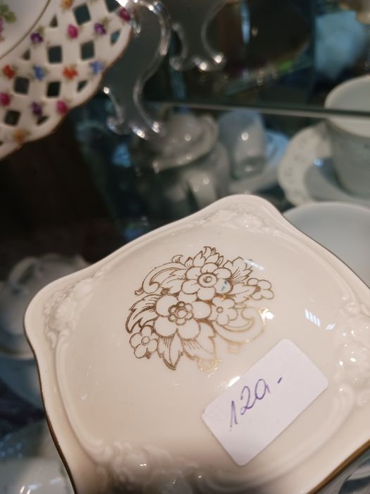 Szkatułka Thomas Ivory Rosenthal porcelana ecru