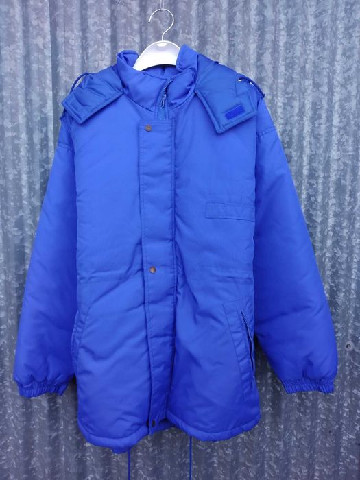 Kurtka ocieplana z kapturem