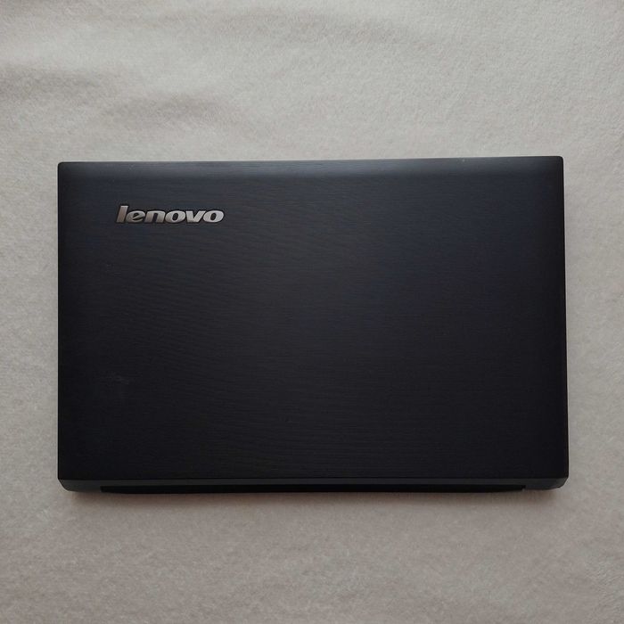 Laptop Lenovo B560