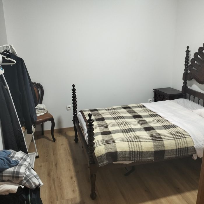 Quarto em Almada pra alugar