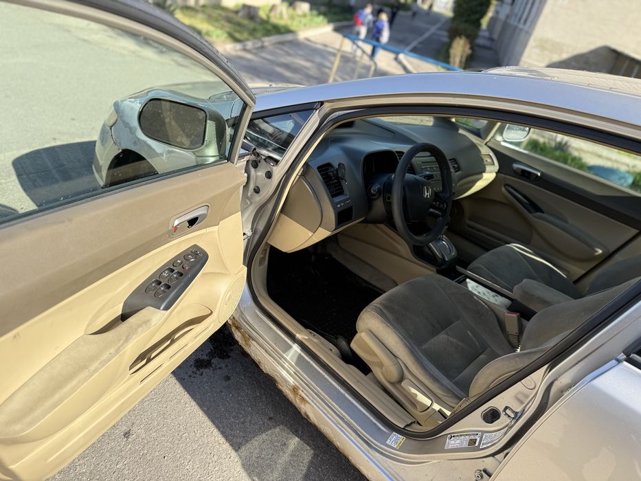 Honda Civic 1.8 бензин