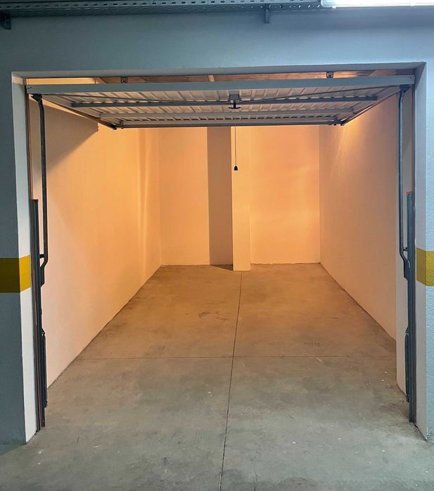 Garagem (centro do Cartaxo)
