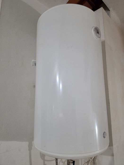 Termoacumulador novo