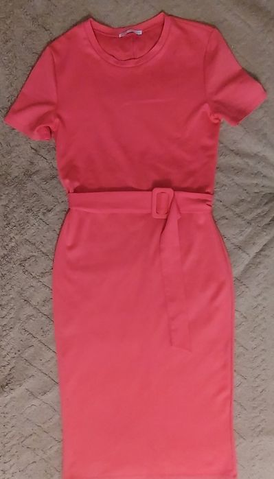 Фірмове плаття ZARA, розмір М,  коралового кольору
