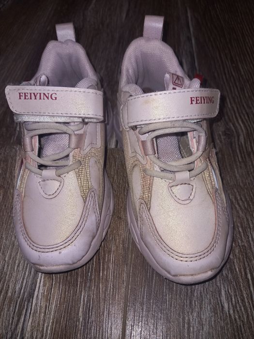 Кросівки 27 р, ціна за 2 пари