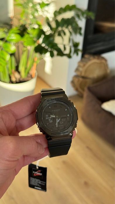 Годинник чоловічий Casio GM-2100BB-1AER