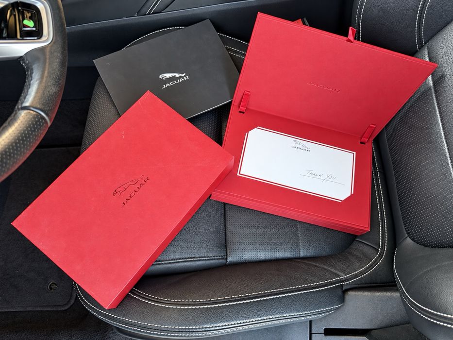 Jaguar E-Pace p300e - Hibrido Plug In