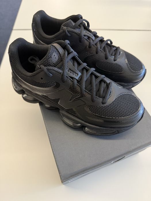 New Balance Abzorb 2000
