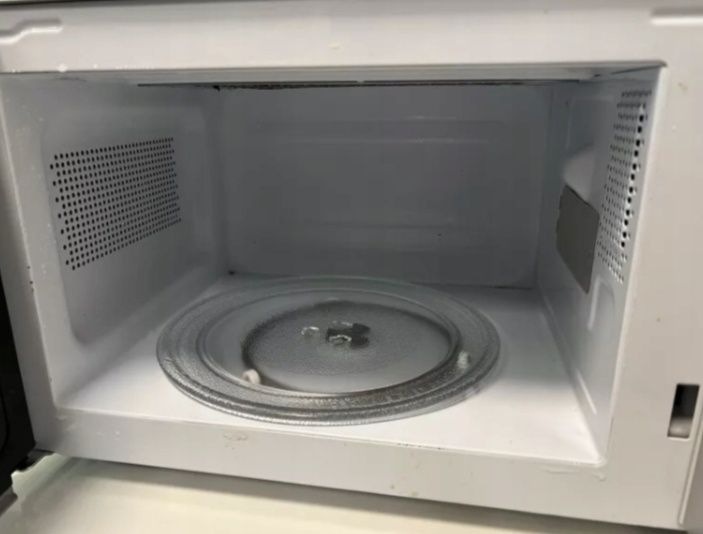 Микроволновая печь с грилем BEKO