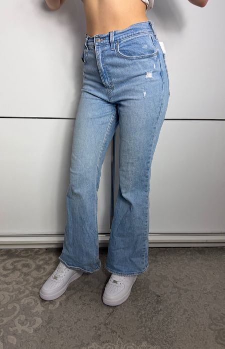 Spodnie Levi’s 70’s High Flare Baby Blue  143