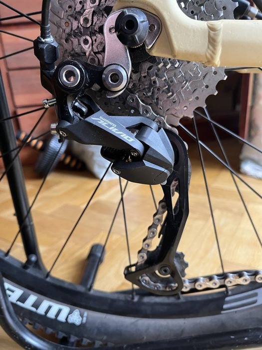 Гірський велосипед жіночий CYCLONE LLX 27,5"