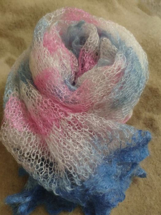 В'язана шаль хустка палантин павутинка