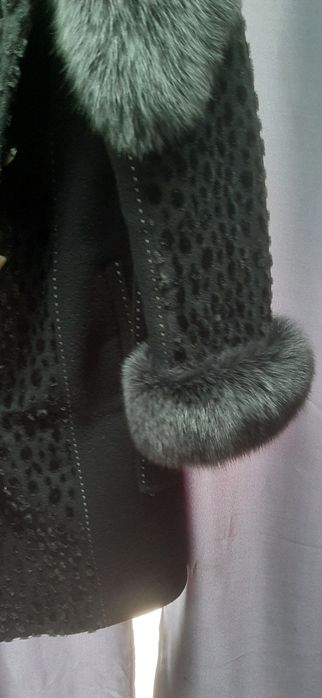 Польто женское...