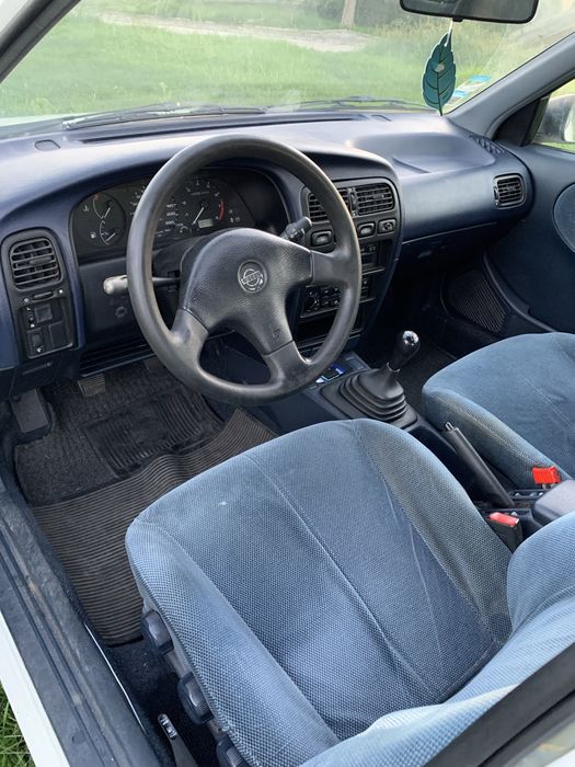 Nissan primera 1.6 slx
