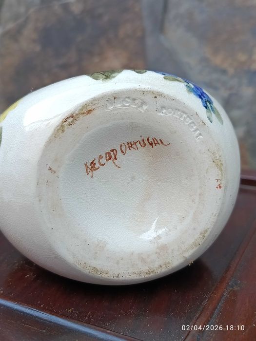 Garrafa de Cerâmica das Caldas da Rainha Sécla 20,5 cm