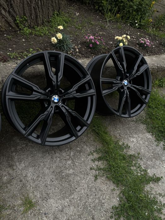Felgi BMW 22 X5 G05 X6 G06 X7 G07 Mpakiet Styling 747M