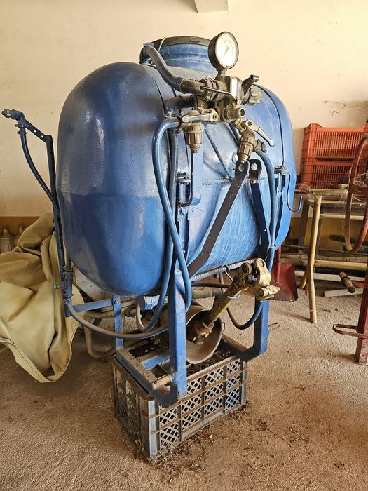 Atomizador para trator de 200 litros sem turbina