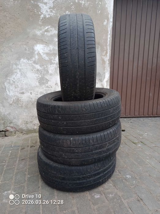 Sprzedam opony letnie 215/60 R 16