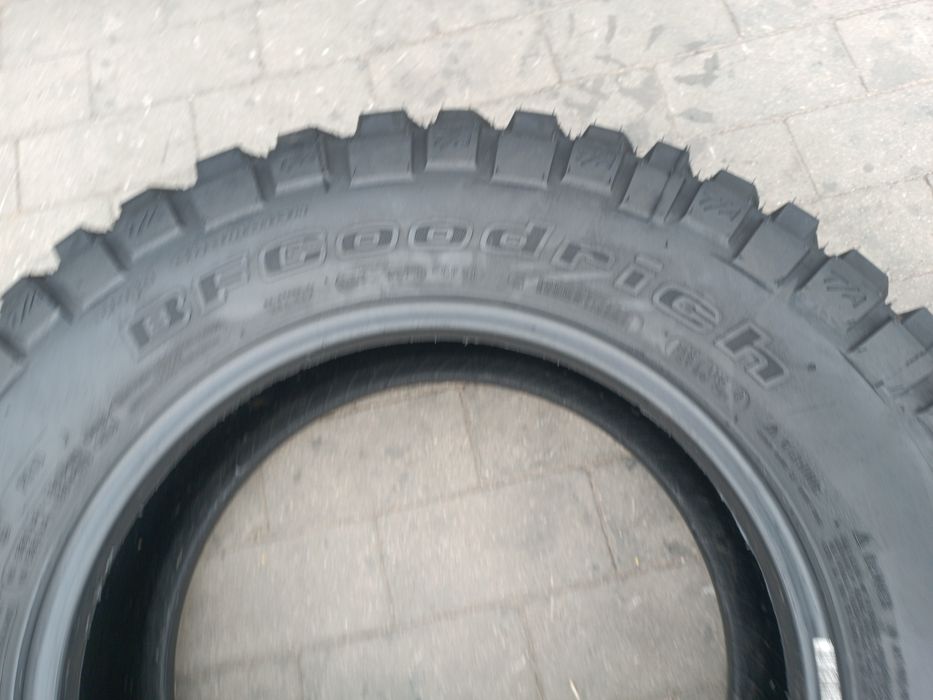 245/70R17 BFGOODRICH Mud-Terrain T/A