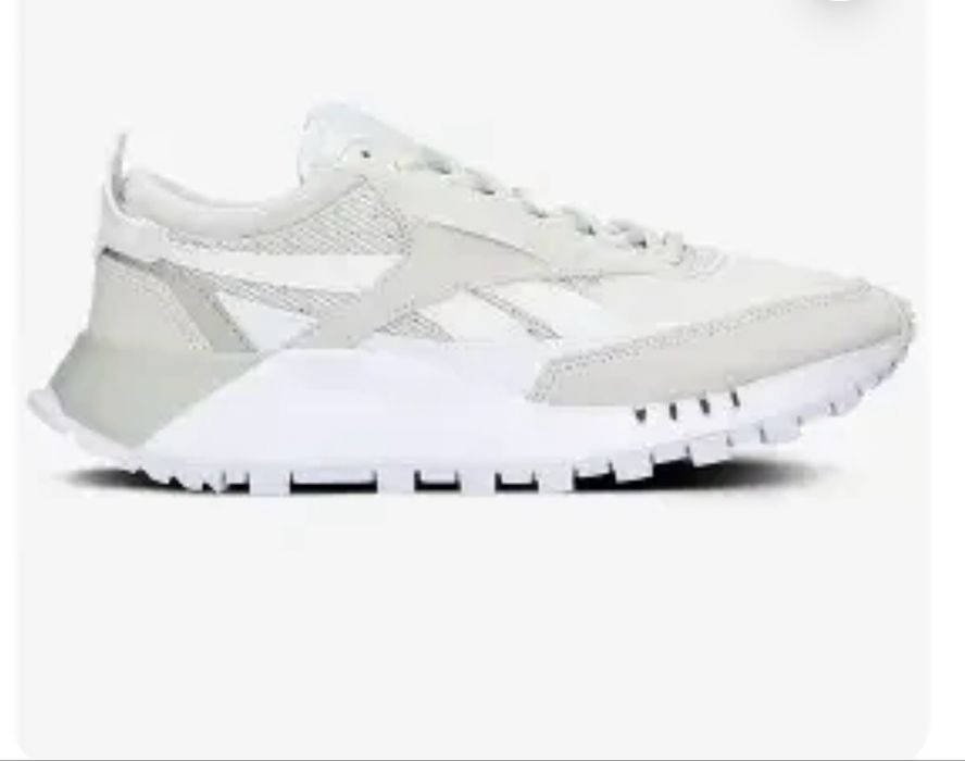 Чоловічі та жіночі кросівки Reebok